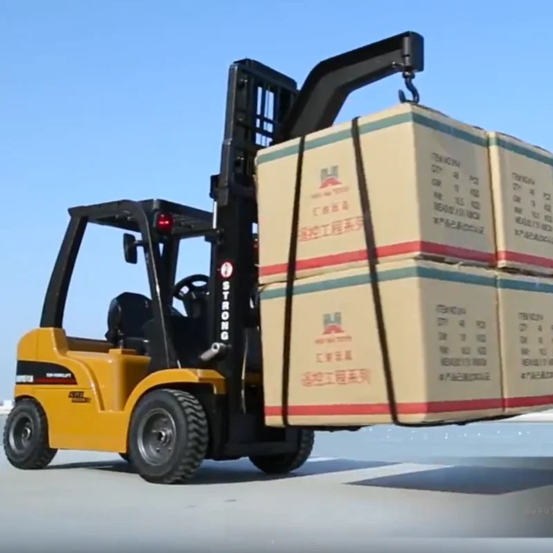 Huina 576 1/10 Remote Control Forklift